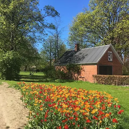 New Clean Modern House In Beautiful Nature 20 Mins To Cph Downtown Privatunterkunft Birkerød